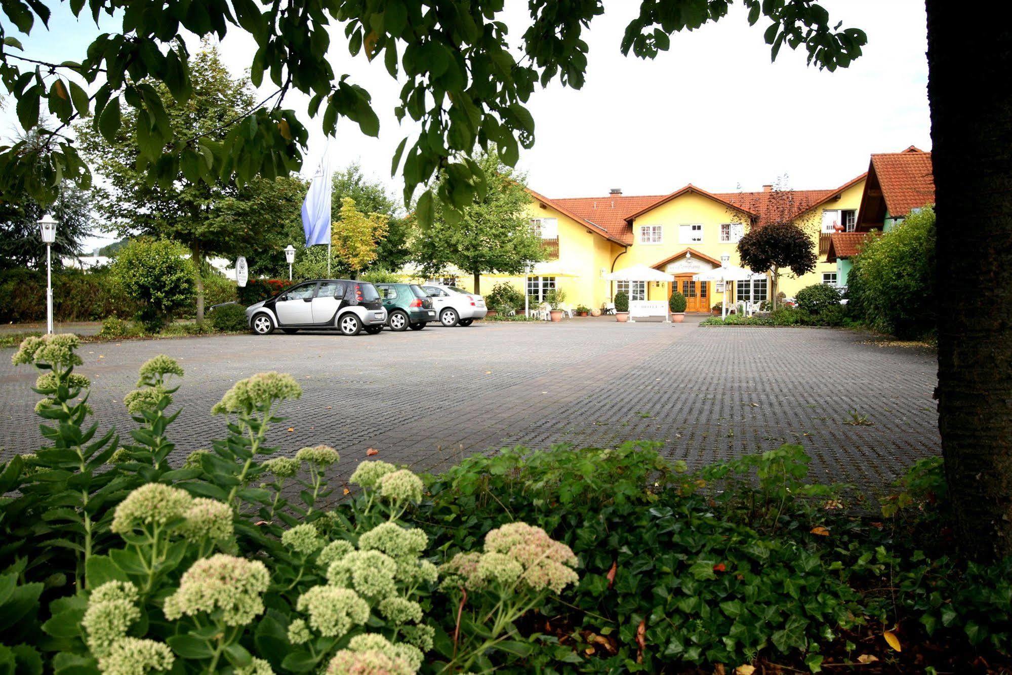 Hotel Company Cölbe Eksteriør billede